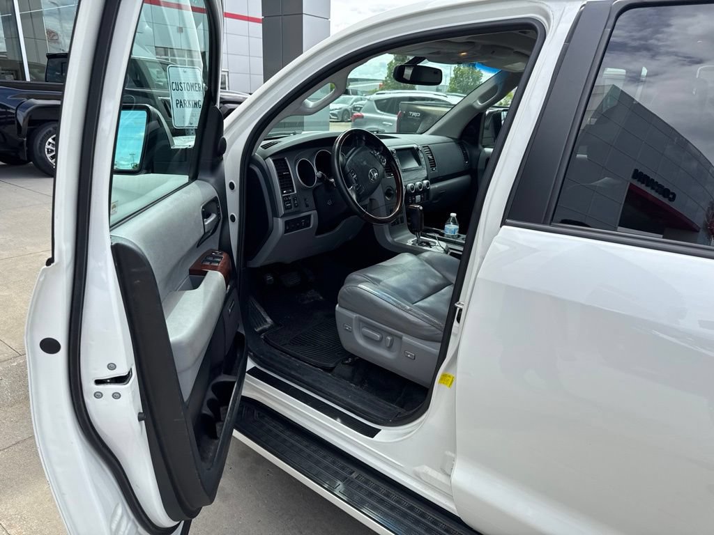 Used 2013 Toyota Sequoia Platinum AWD/4WD image 11