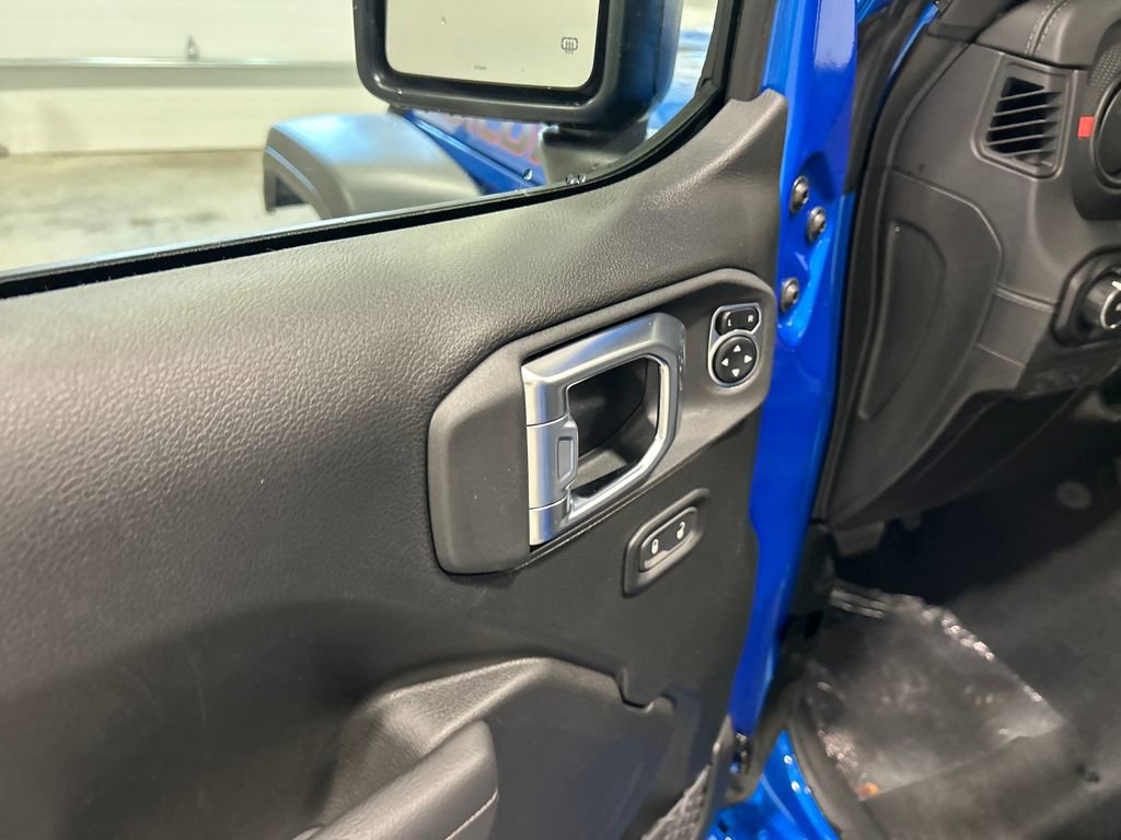 New 2026 Jeep Wrangler Unlimited Rubicon w/ Technology Group image 14