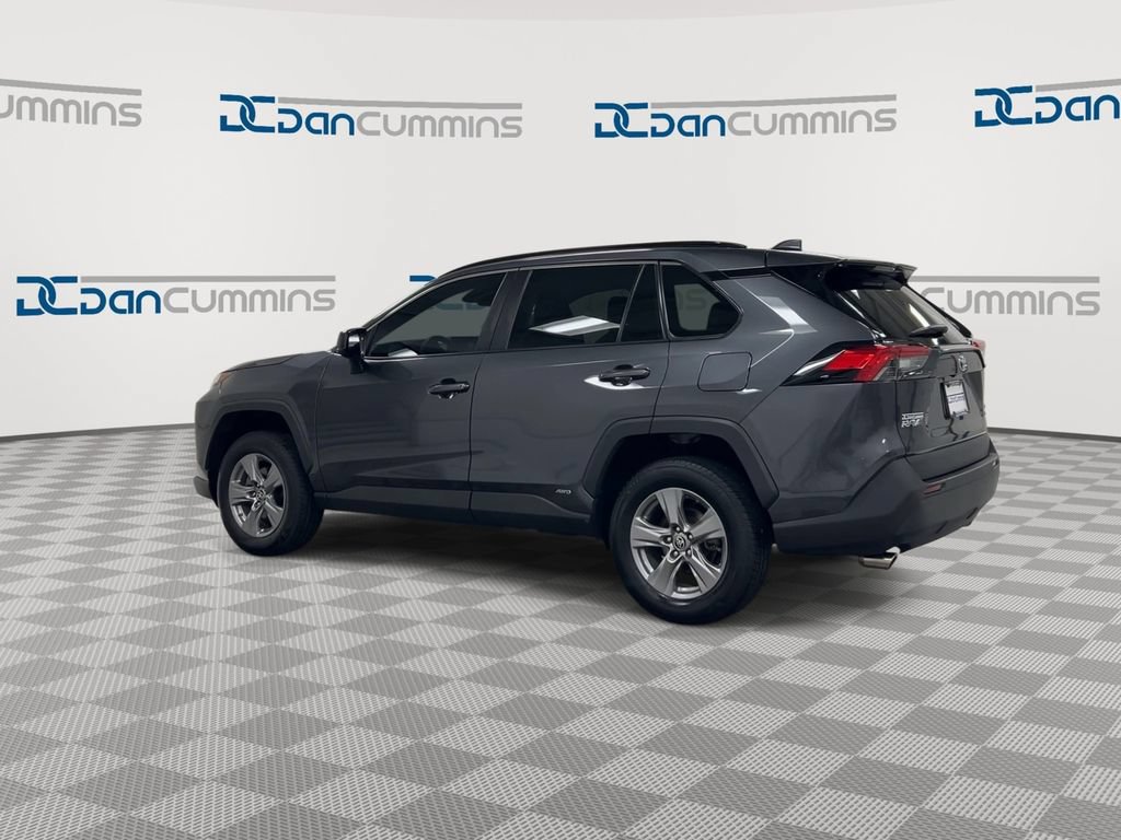 Used 2023 Toyota RAV4 LE AWD/4WD image 6