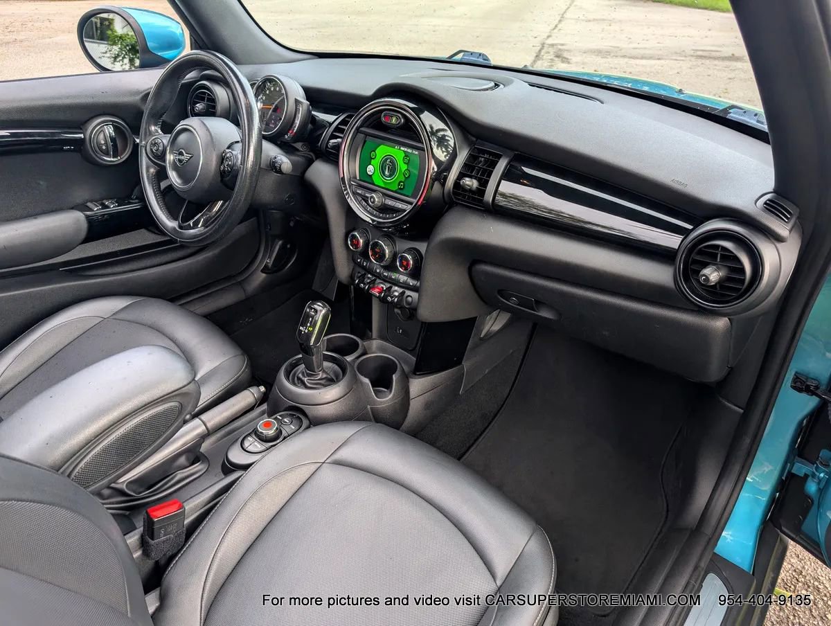 Used 2020 MINI Cooper Convertible image 69