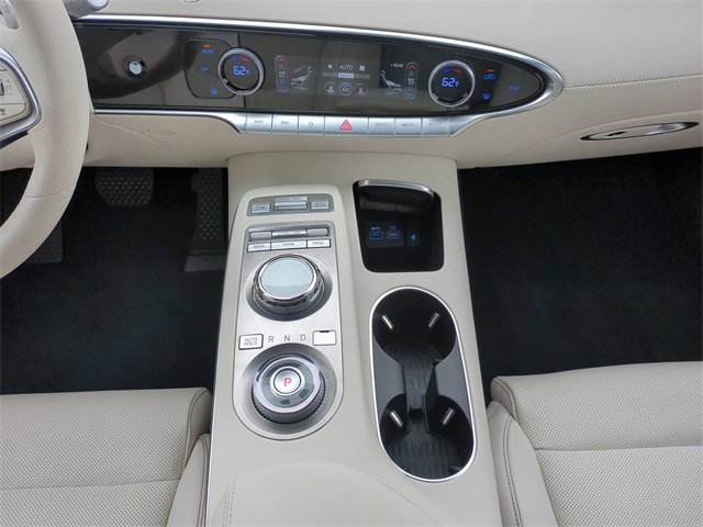 Certified 2025 Genesis Electrified GV70 Advanced image 18