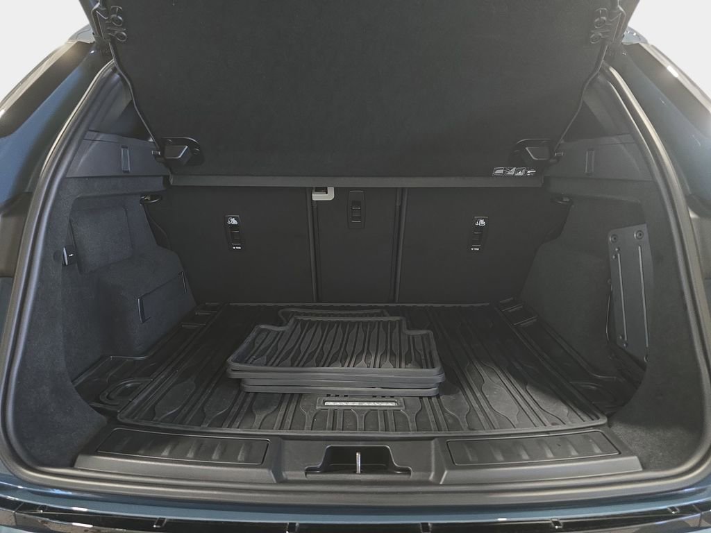 Used 2026 Land Rover Range Rover Evoque S image 29