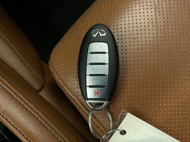 Used 2022 INFINITI QX80 Sensory w/ Cargo Package RWD image 30