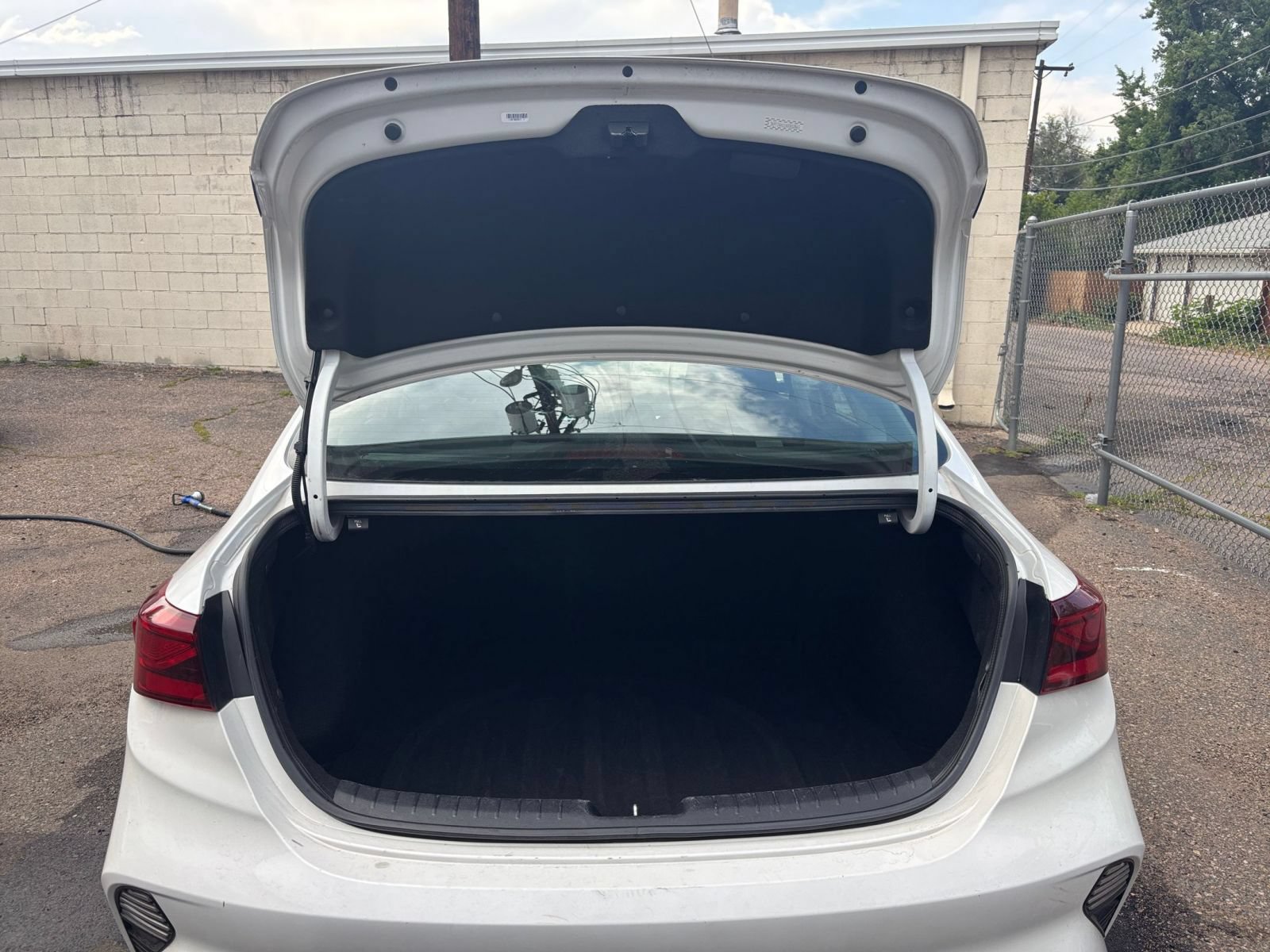 Used 2024 Kia Forte LXS FWD image 27