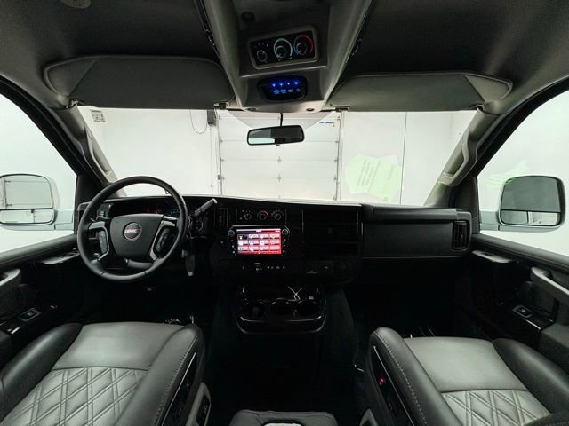 Used 2022 GMC Savana 2500 Extended w/ Enhanced Convenience Package RWD image 25