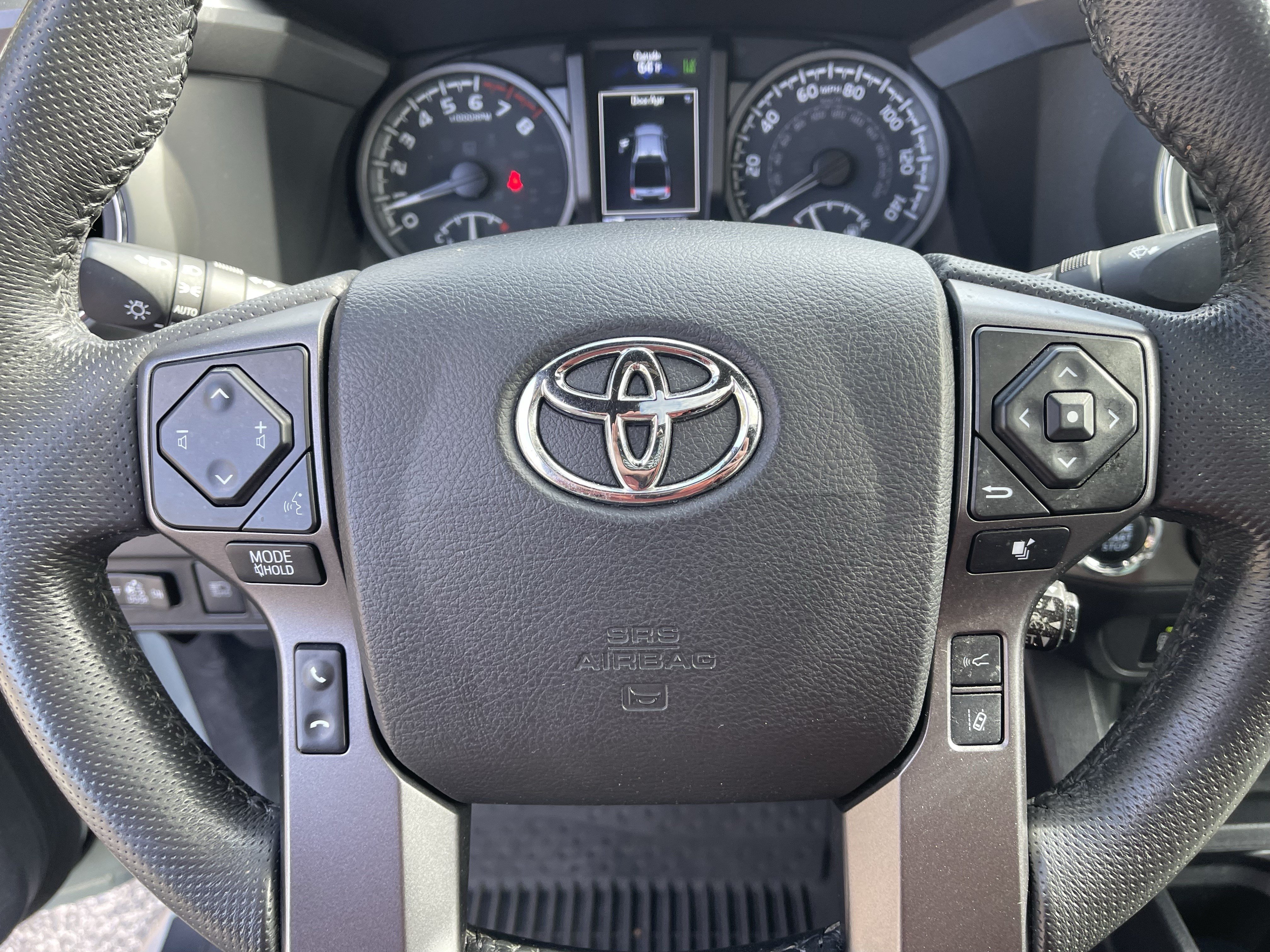Certified 2022 Toyota Tacoma TRD Off-Road w/ TRD Premium Off Road Package AWD/4WD image 20