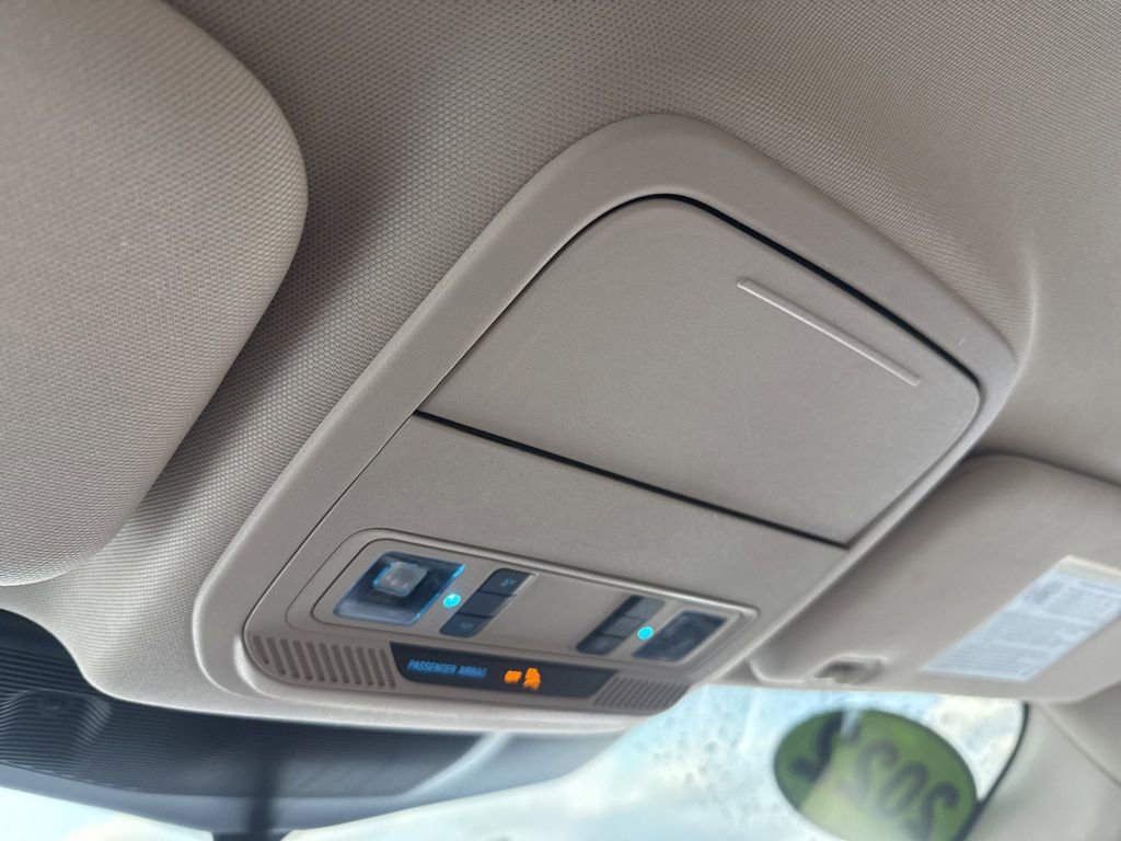 Used 2022 Ford Explorer XLT w/ Equipment Group 202A image 22