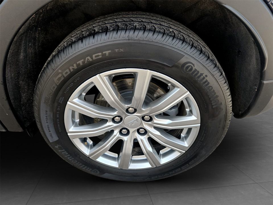 Used 2023 Cadillac XT4 Premium Luxury image 32