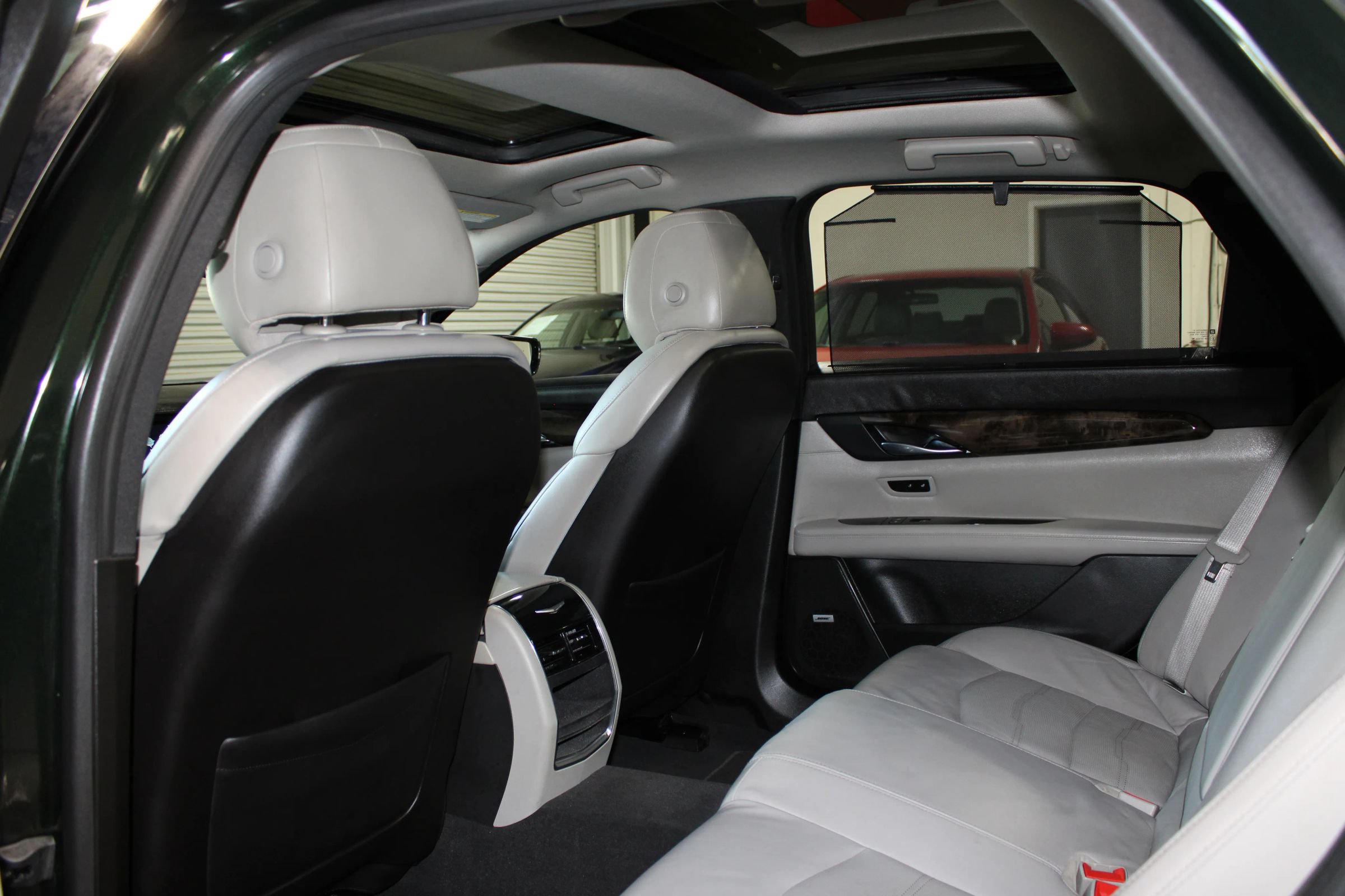 Used 2017 Cadillac CT6 Luxury AWD/4WD image 31