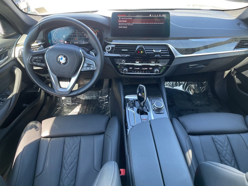 Used 2022 BMW 540i w/ Premium Package image 15