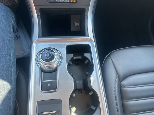 Used 2024 Ford Edge SEL w/ Convenience Package image 25