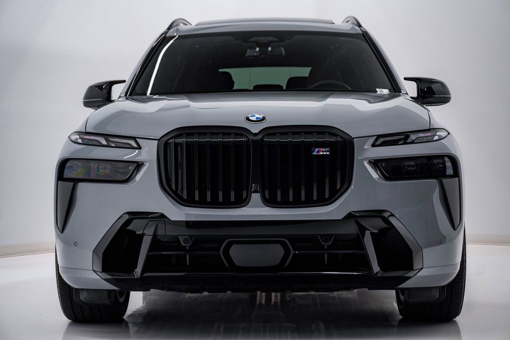 Used 2024 BMW X7 M60i w/ Executive Package image 5