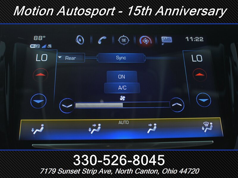 Used 2020 Cadillac Escalade Luxury w/ Escalade Sport Edition AWD/4WD image 18