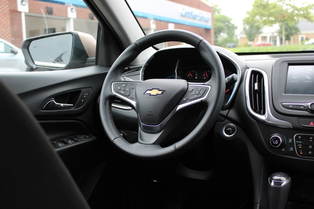 Used 2018 Chevrolet Equinox LT FWD image 39