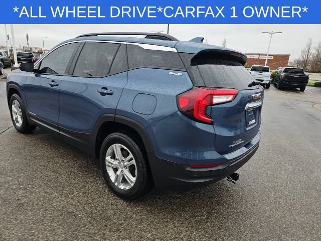Used 2024 GMC Terrain SLE w/ Driver Convenience Package image 15