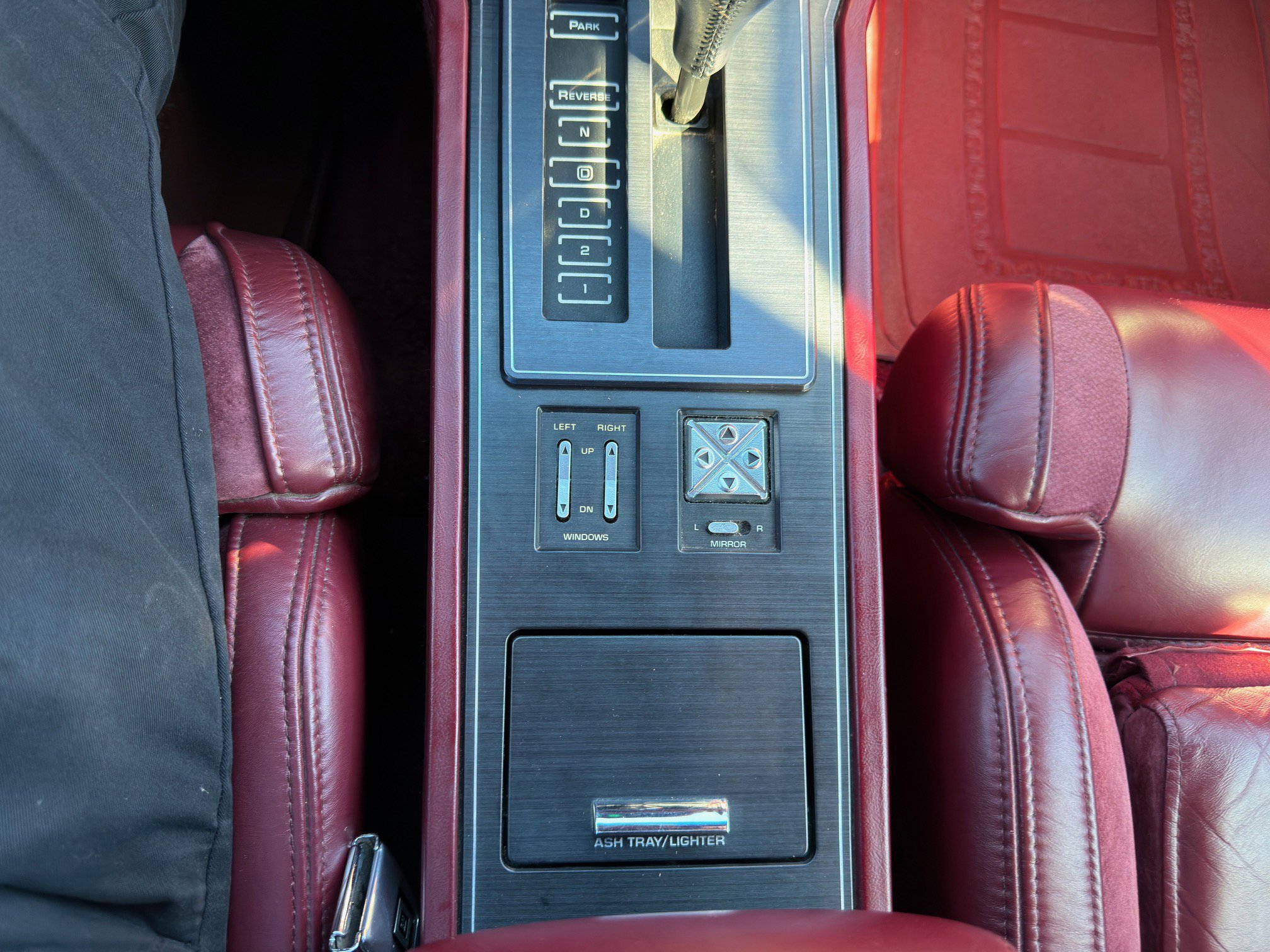 Used 1988 Buick Riviera Coupe image 30