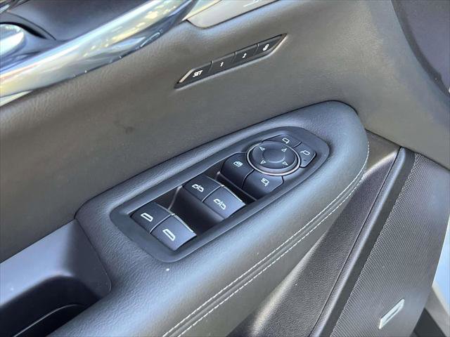 Certified 2025 Cadillac XT6 Premium Luxury w/ Technology Package image 16