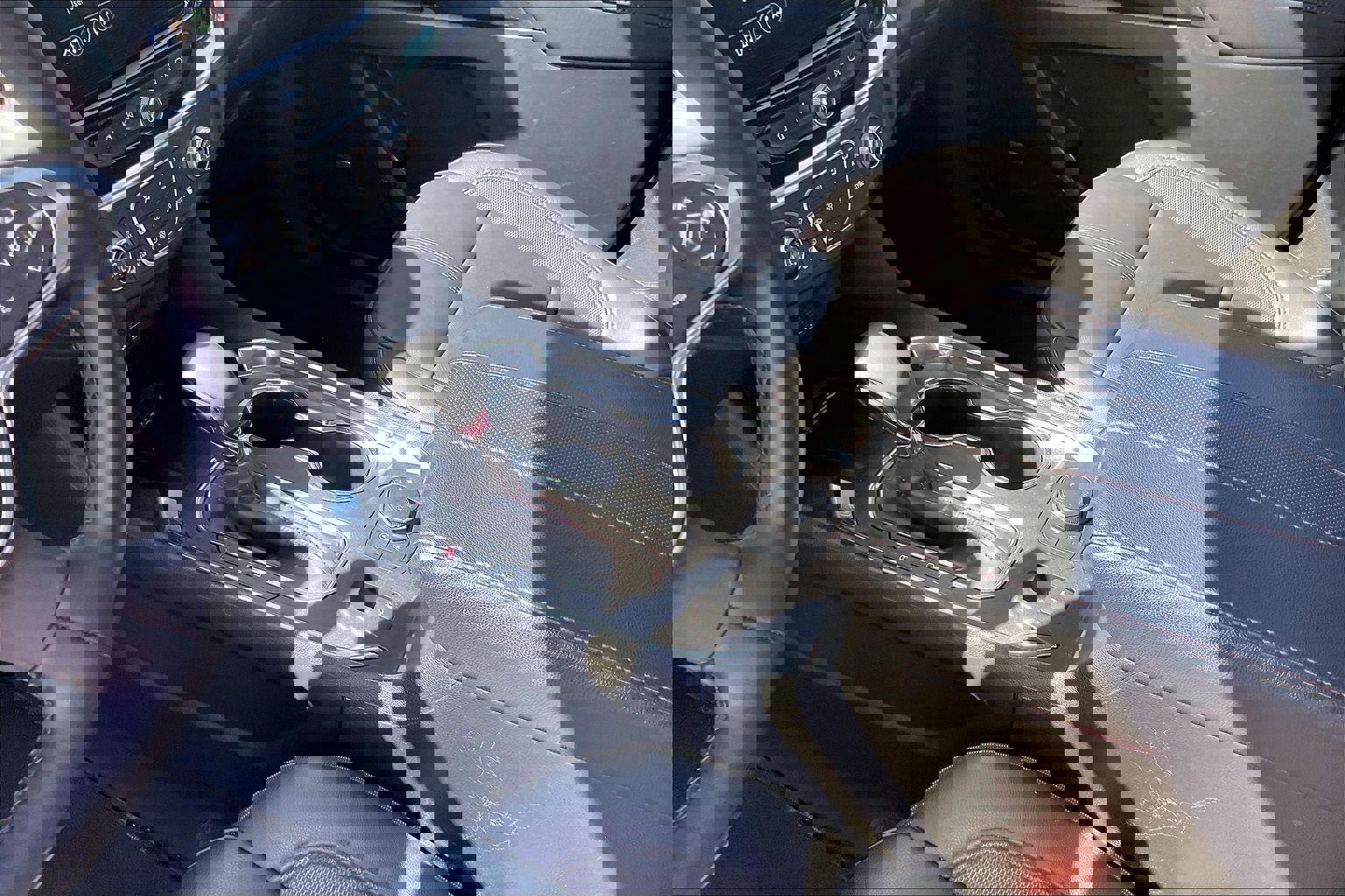 Used 2023 Chevrolet Traverse RS image 18