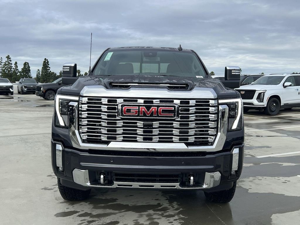 New 2026 GMC Sierra 3500 Denali AWD/4WD image 8