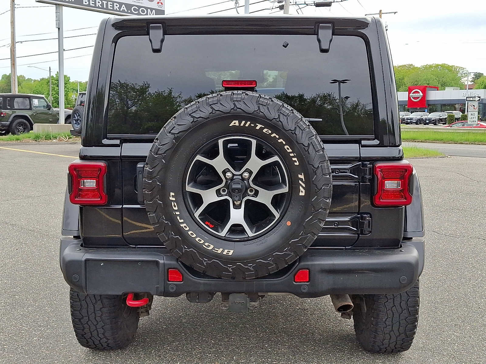 Used 2020 Jeep Wrangler Unlimited Rubicon w/ Advanced Safety Group AWD/4WD image 5