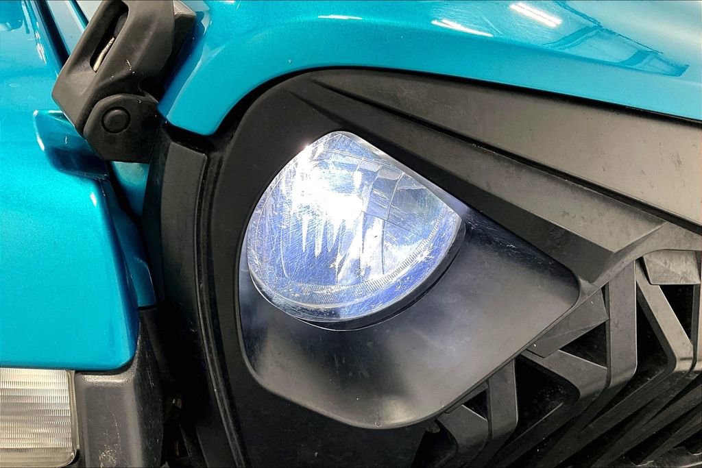 Used 2020 Jeep Wrangler Unlimited Sahara image 38