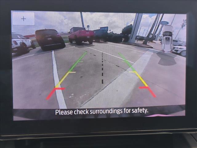 Used 2023 Ford Explorer XLT w/ Equipment Group 202A image 14