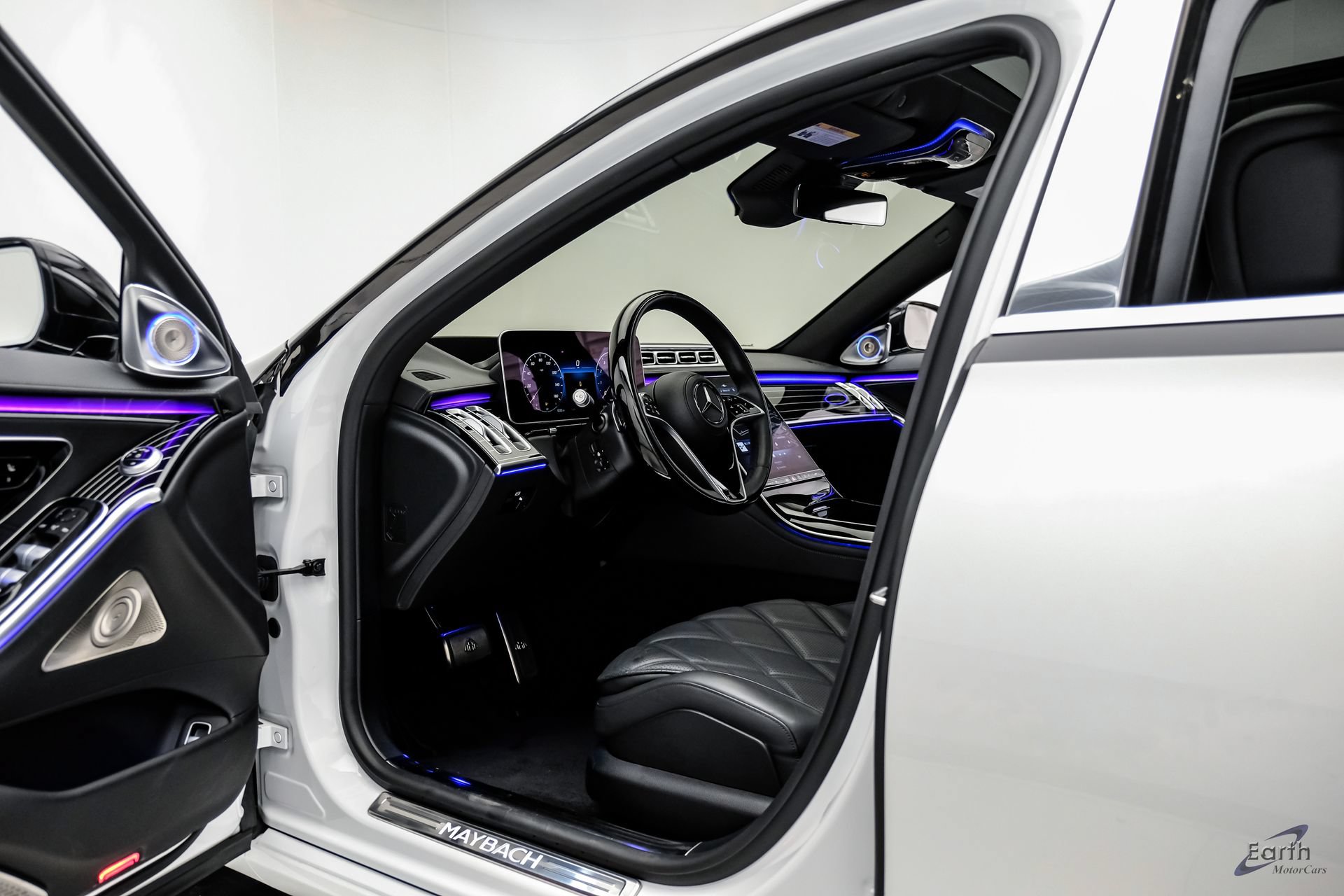 Used 2024 Mercedes-Benz Maybach S 580 4MATIC image 36