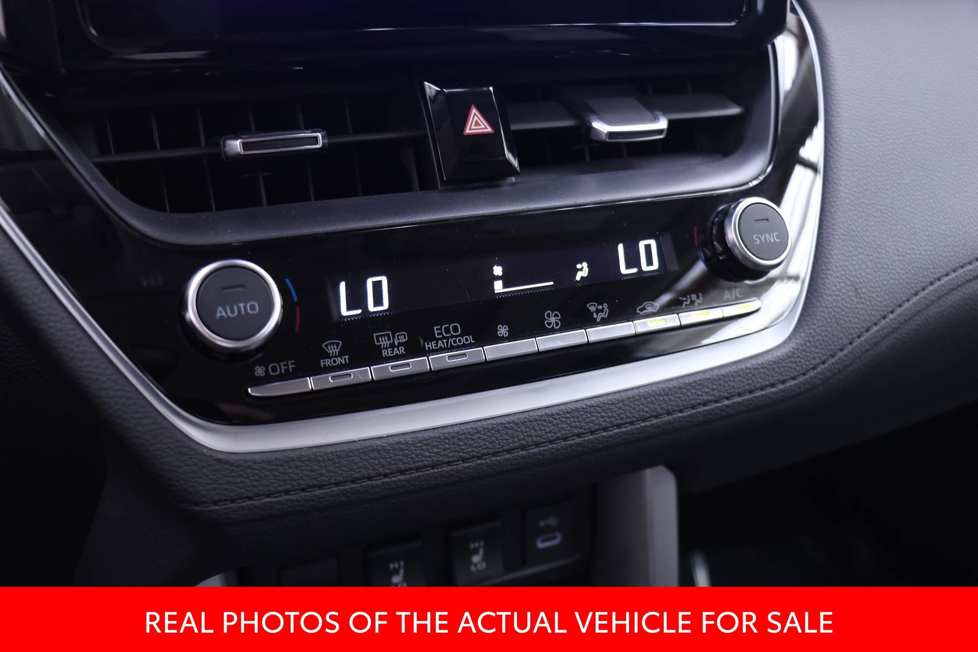 Certified 2024 Toyota Corolla Cross XLE w/ Convenience Package AWD/4WD image 8