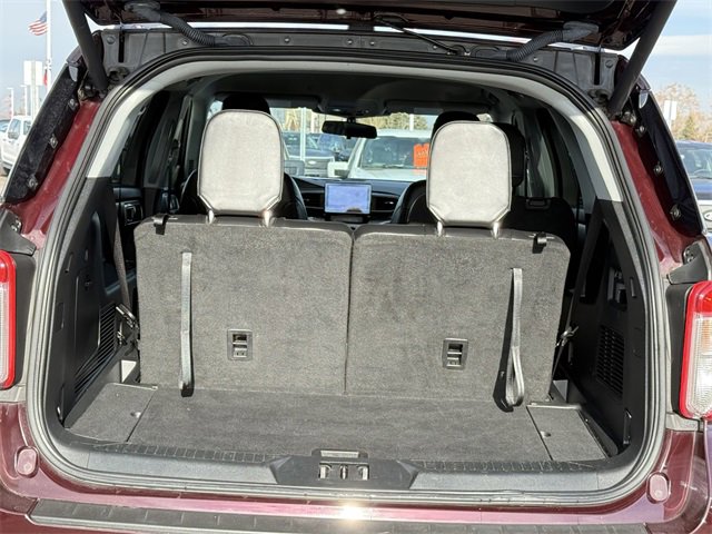 Certified 2022 Ford Explorer XLT w/ Equipment Group 202A image 27