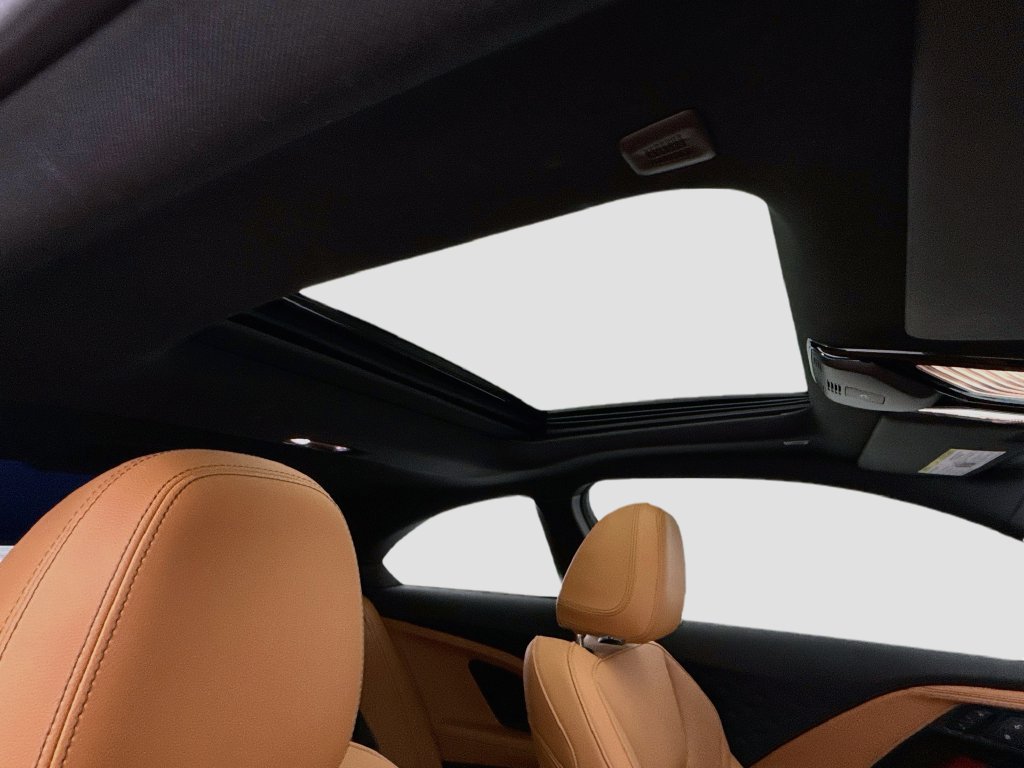 Used 2024 BMW 230i Coupe w/ Premium Package RWD image 17