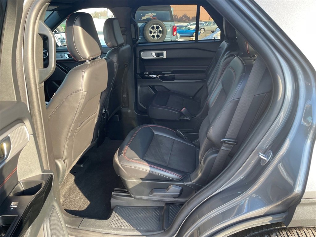 Certified 2023 Ford Explorer ST-Line image 14
