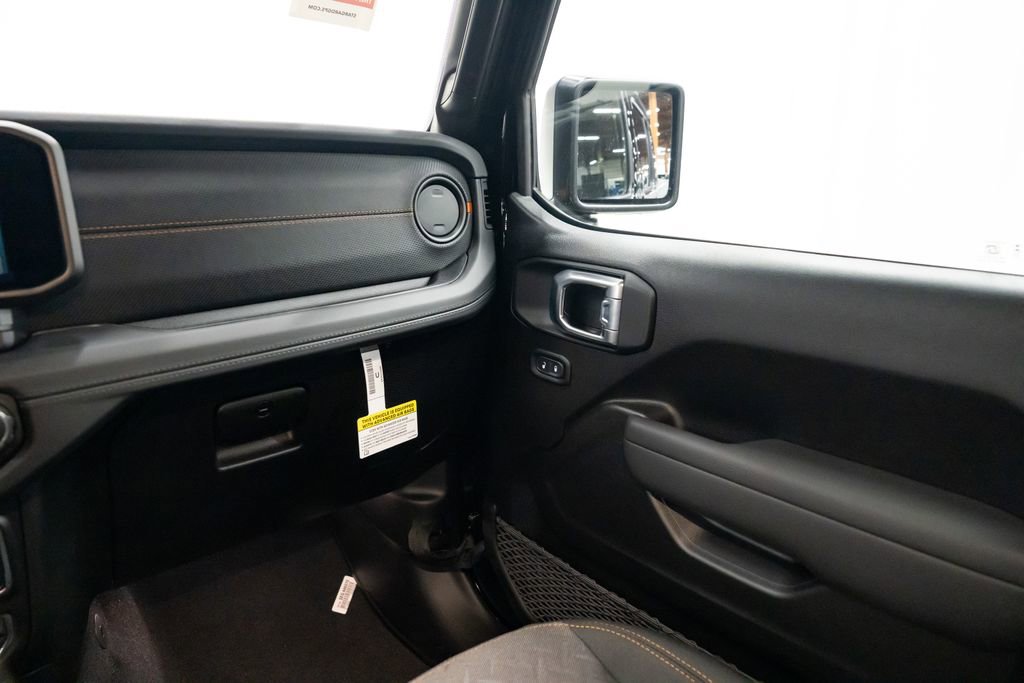 New 2026 Jeep Gladiator Mojave AWD/4WD image 10