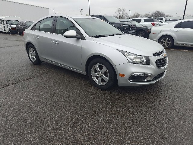 Used 2016 Chevrolet Cruze LT image 3