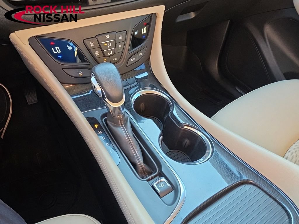 Used 2017 Buick Envision Essence FWD image 24