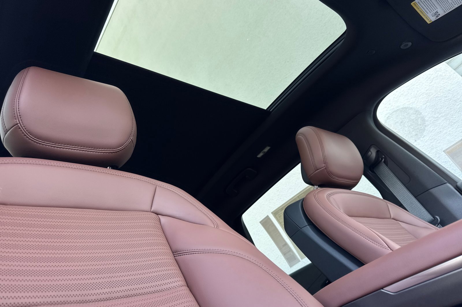 New 2026 Lincoln Nautilus Reserve w/ Jet Appearance Package image 16