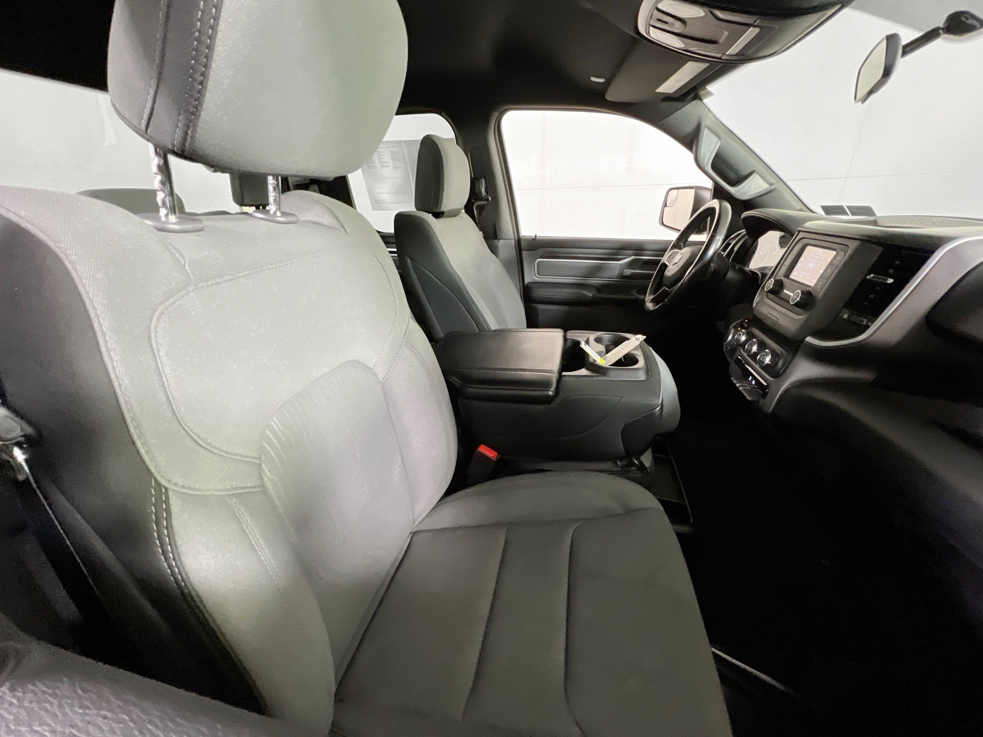 Used 2022 RAM 1500 Big Horn AWD/4WD image 25