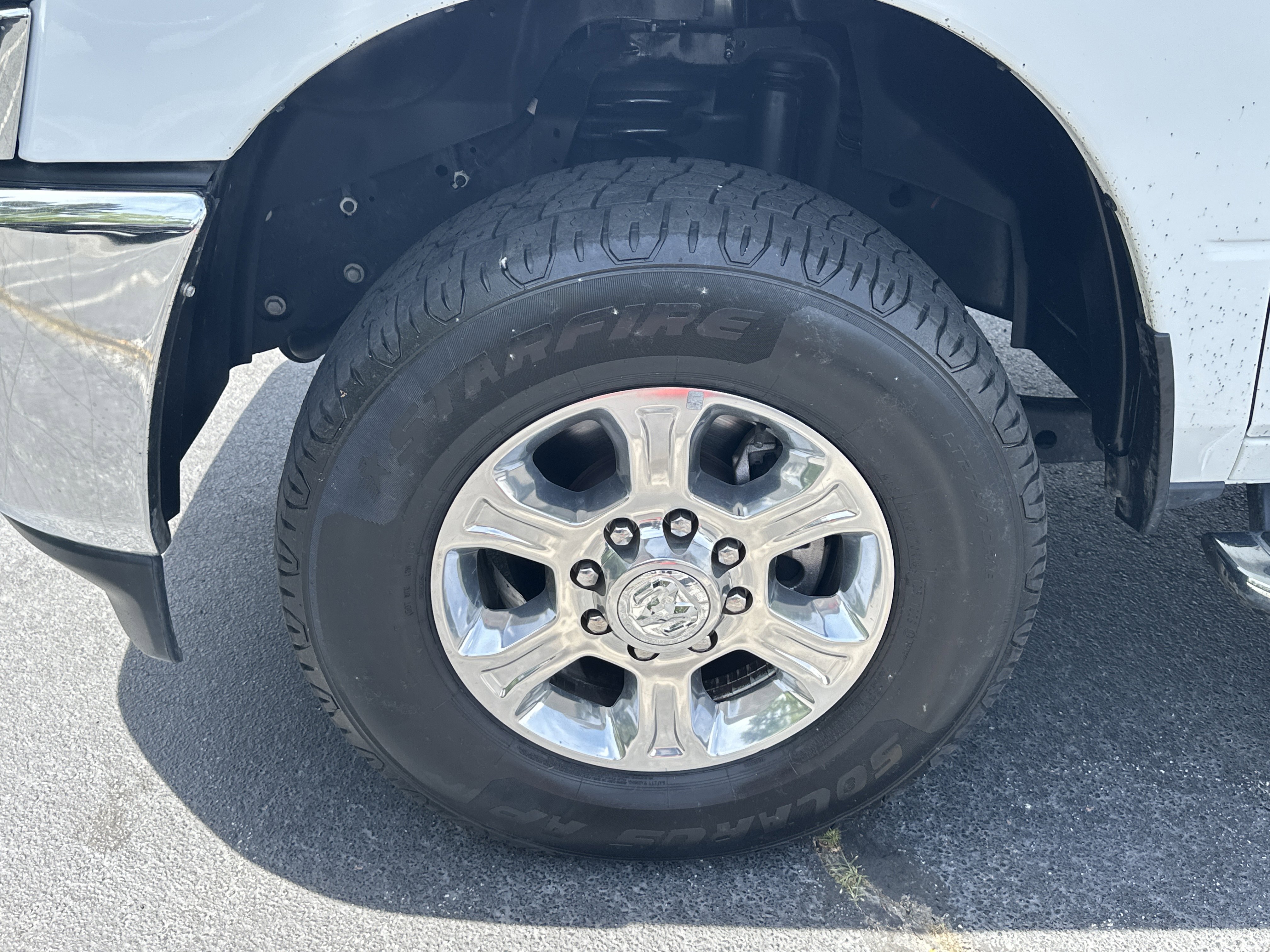 Used 2024 RAM 2500 Big Horn AWD/4WD image 13