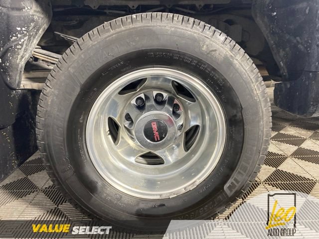 Used 2022 GMC Sierra 3500 Denali w/ Denali Ultimate Package AWD/4WD image 23