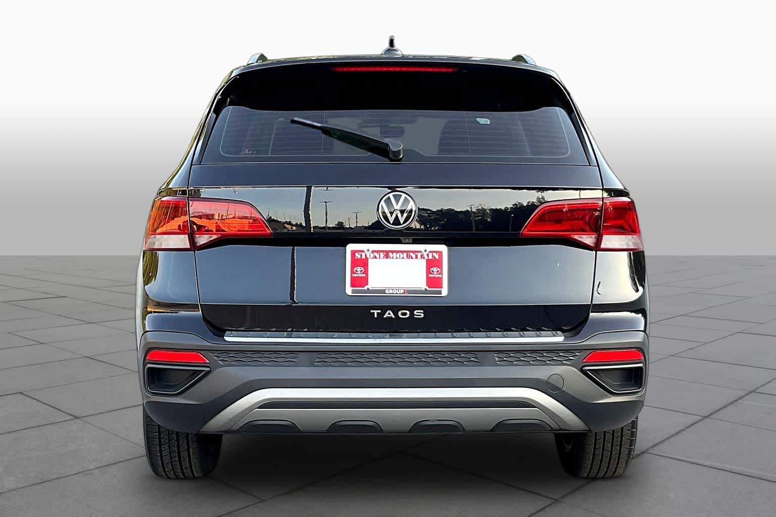 Used 2023 Volkswagen Taos S FWD image 5