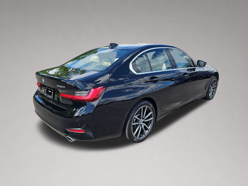 Used 2020 BMW 330i xDrive Sedan w/ Premium Package AWD/4WD image 4