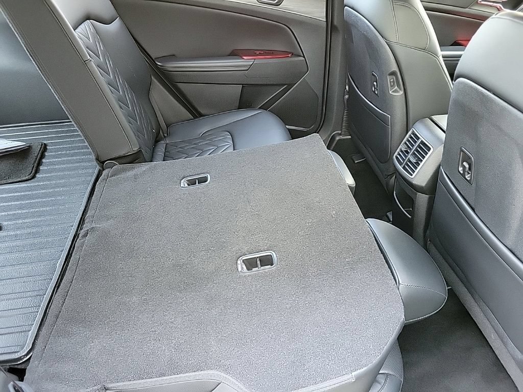 Used 2023 Kia Sportage X-Pro AWD/4WD image 15