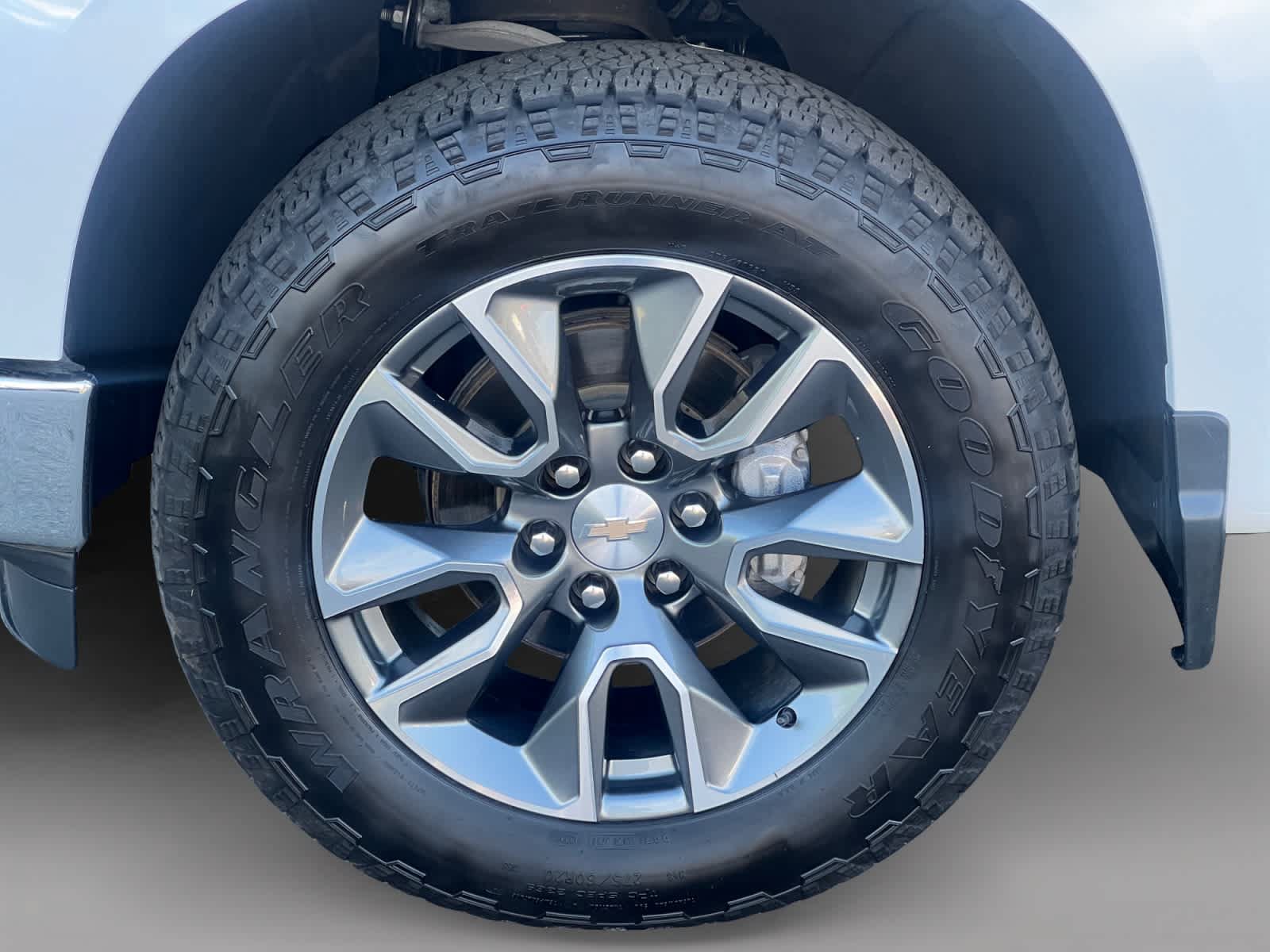 Certified 2024 Chevrolet Silverado 1500 LT AWD/4WD image 19