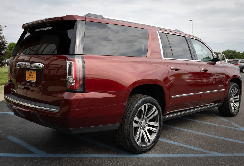 Used 2018 GMC Yukon XL Denali w/ Denali Ultimate Package AWD/4WD image 10
