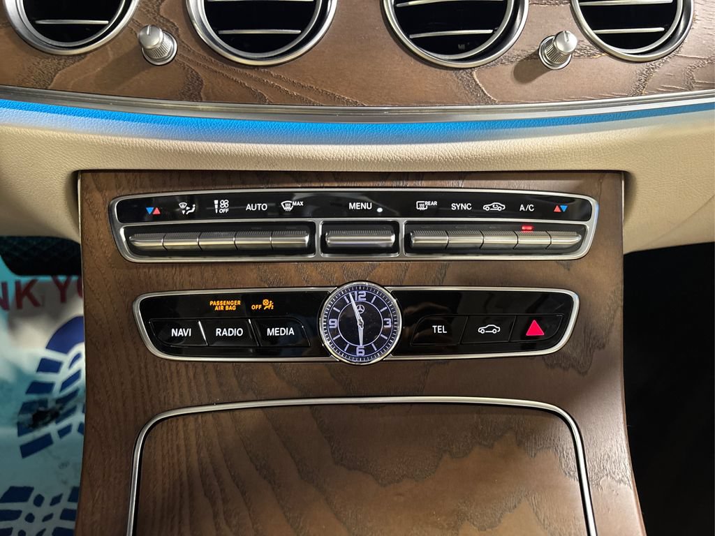 Used 2018 Mercedes-Benz E 300 4MATIC image 33