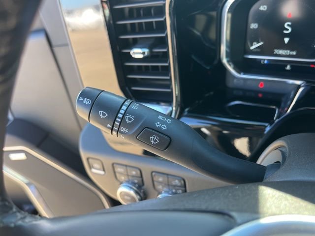 Used 2024 GMC Sierra 2500 SLT w/ SLT Premium Package image 28