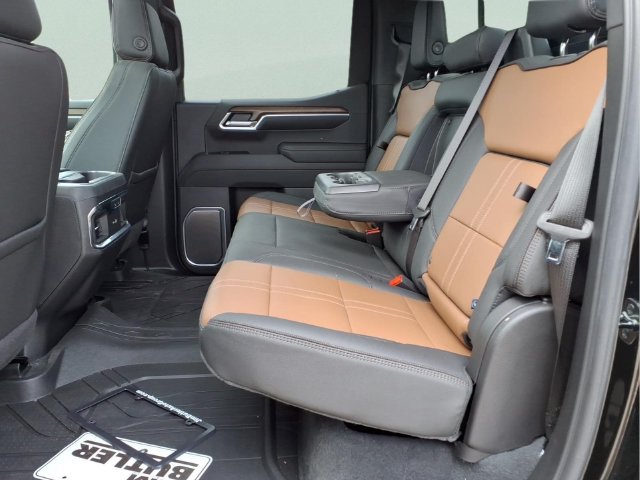 Used 2026 Chevrolet Silverado 1500 High Country w/ High Country Premium Package AWD/4WD image 21