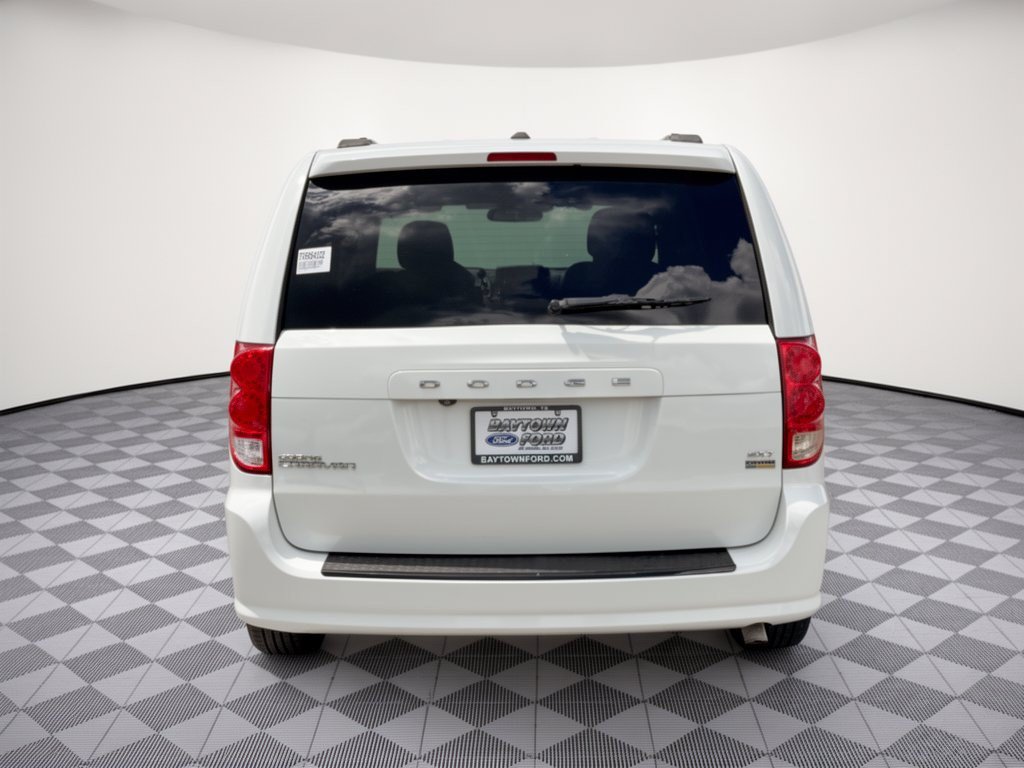 Used 2019 Dodge Grand Caravan SXT FWD image 11