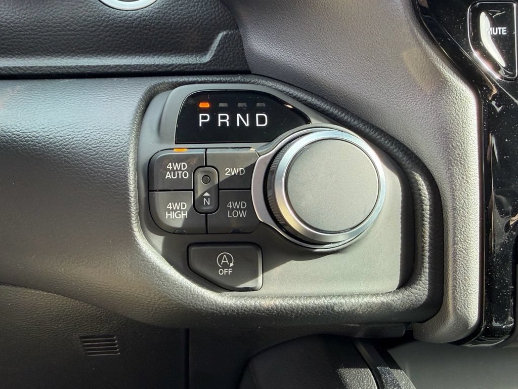 New 2026 RAM 1500 Big Horn AWD/4WD image 23