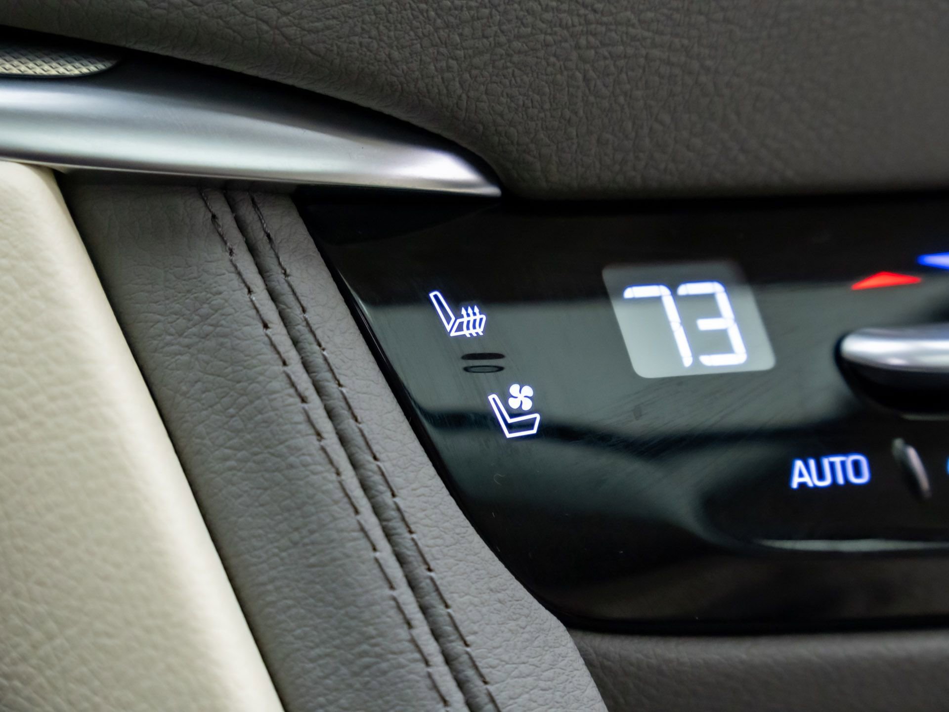 New 2026 Cadillac XT5 Premium Luxury w/ Driver Assist Package image 27