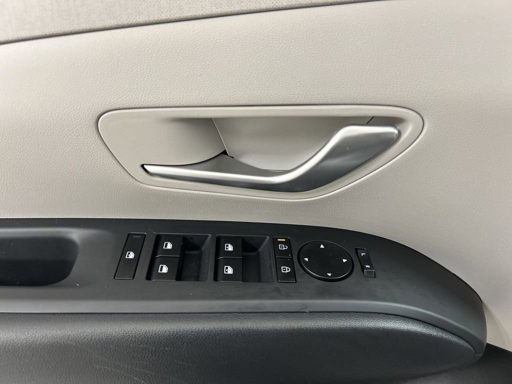Used 2025 Hyundai Tucson SEL AWD/4WD image 11